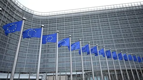 AB, Akdeniz'deki temiz enerji yatırımlarına 4,5 milyar avro garanti sağlayacak
