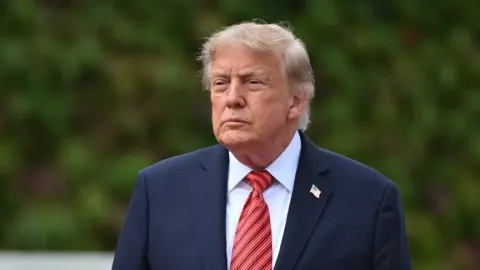 ABD Başkanı Trump, İran'la ilgili "daha ileri gidebileceklerini" belirtti