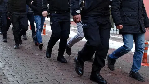 Ankara merkezli 7 ilde fuhuş operasyonu: 45 kişi gözaltına alındı