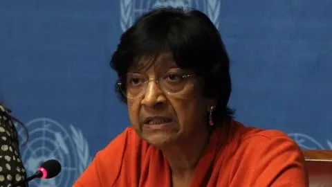 Apartheid karşıtı mücadeleden Nobel Barış Ödülü'ne: Güney Afrikalı hukukçu Navi Pillay