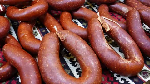 Bakanlık marka adı vererek ifşa etti: Dana sucuktan domuz eti çıktı