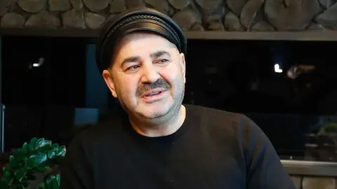 "Başkan Erdoğan’ı niye seviyorsunuz?” sorusuna Şafak Sezer’den net yanıt!