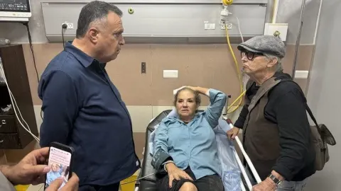 Batı Şeria'da İsraillilerin yaraladığı Washington Post fotomuhabiri: Yaklaşık 10 dakika boyunca beni tekmelediler