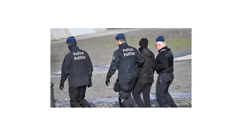 Brüksel'de eğitim reformu protestosunda polis göz yaşartıcı gaz kullandı