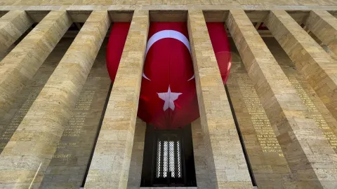 Devlet erkanı Anıtkabir'i ziyaret ediyor