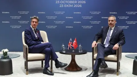 Dışişleri Bakanı Fidan, İngiliz, Fransız ve Pakistanlı mevkidaşlarıyla İstanbul'da görüştü