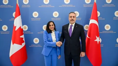 Dışişleri Bakanı Fidan, Kanadalı mevkidaşı Anand ile bir araya geldi