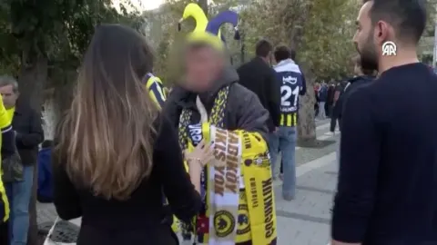 Fenerbahçe-Slavia Prag maçı öncesinde taklit ürün satanlara geçit verilmedi