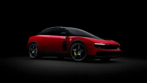 Ferrari'nin ilk elektrikli modeli Luce'nin fiyatı belli oldu