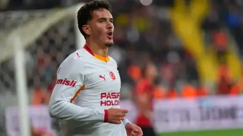 Galatasaray'ı Başkent'te Deniz 'Gül'dürdü!