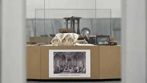 İstanbul'da 500 yıllık hamamda Türk hamam kültürünün izleri sergileniyor