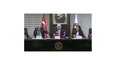 Kılıçdaroğlu, Gaziantep Sanayi Odası'nda eğitim sisteminin tümüyle değişmesini istedi