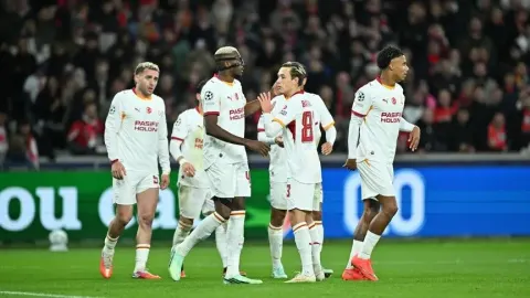 Lider Galatasaray, Süper Lig'de yarın Fenerbahçe'yi ağırlayacak