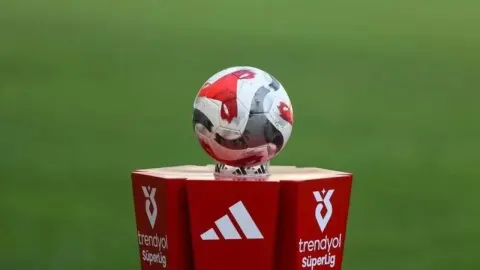 Maçlar ertelendi mi? Süper Lig maçları iptal mi oldu?