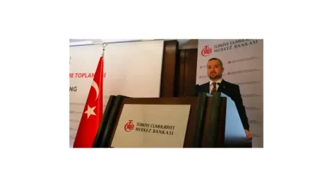 Merkez Bankası'nın 9 ay sonra ilk kez faiz indirmesi ne anlama geliyor?