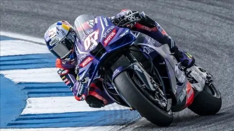 MotoGP'de yarışan milli motosikletçi Toprak Razgatlıoğlu, sakatlık nedeniyle sezonu kapattı