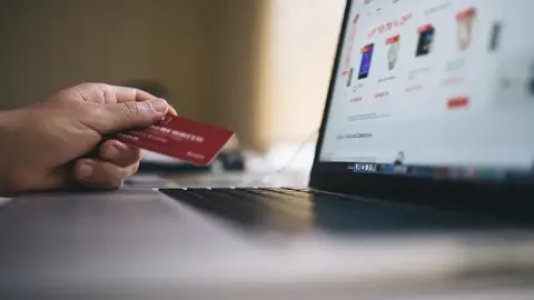 Online alışverişte sahte yoruma erişim engeli