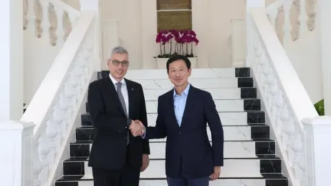 Sağlık Bakanı Memişoğlu, Singapur'da mevkidaşıyla görüştü