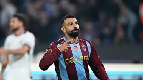 Salah strikes again as Trabzonspor beat Beşiktaş 2-0 in Super Lig