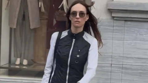 Sema Şimşek: 16 yaşındaki kızlarla podyuma çıkmam