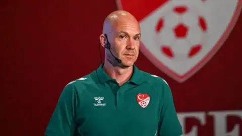 TFF resmen duyurdu: Süper Lig'de hakem atamaları Anthony Taylor'dan!