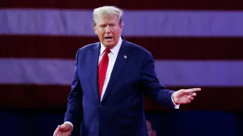 Trump: Hürmüz'den son dönemde inanılmaz miktarda petrol taşındı