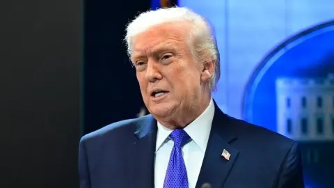 Trump, veri merkezlerine kendi elektriklerini üretmeleri ve yerel halka kar payı ödemeleri çağrısı yaptı