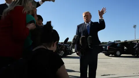 Trump'tan seçimlerde hile ihbarına 1 milyon dolarlık ödül vaadi