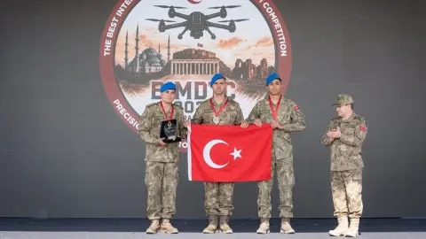 Türkiye, Kara Kuvvetleri Komutanlığının "Uluslararası En İyi Askeri Uçangöz Takımı Yarışması"nda şampiyon oldu