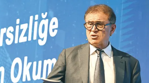 Ünlü ekonomist Nouriel Roubini: Daha yüksek büyüme, daha düşük enflasyon