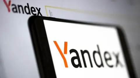 Yandex saldırılarda zarar görmeyen üç süper bilgisayarını taşımaya başladı