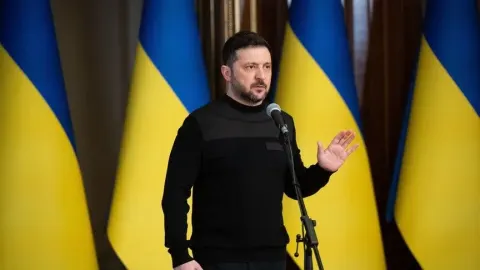 Zelenskiy: Toprak meselesi sadece liderler düzeyinde görüşülebilecek kırmızı bir çizgidir