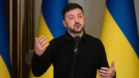 Zelenskiy'den ABD'nin Rusya'ya yaptırımları askıya almasının "Putin'i güçlendireceği" mesajı